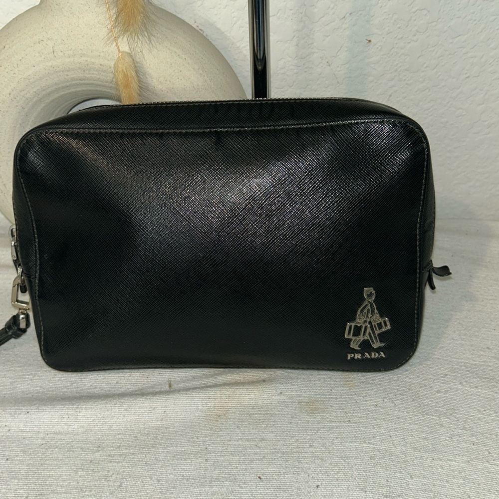 Authentic Prada Milano Leather Portfolio Wristlet Clutch Black vintage rare